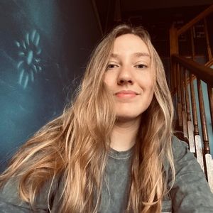 Meet your Posher, Hannah